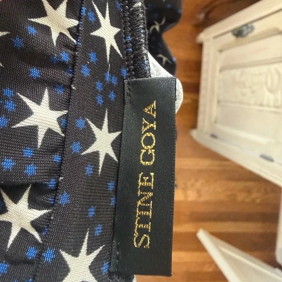 STINE GOYA Black and White Star Long Sleeve Dress - Picture 5 of 5